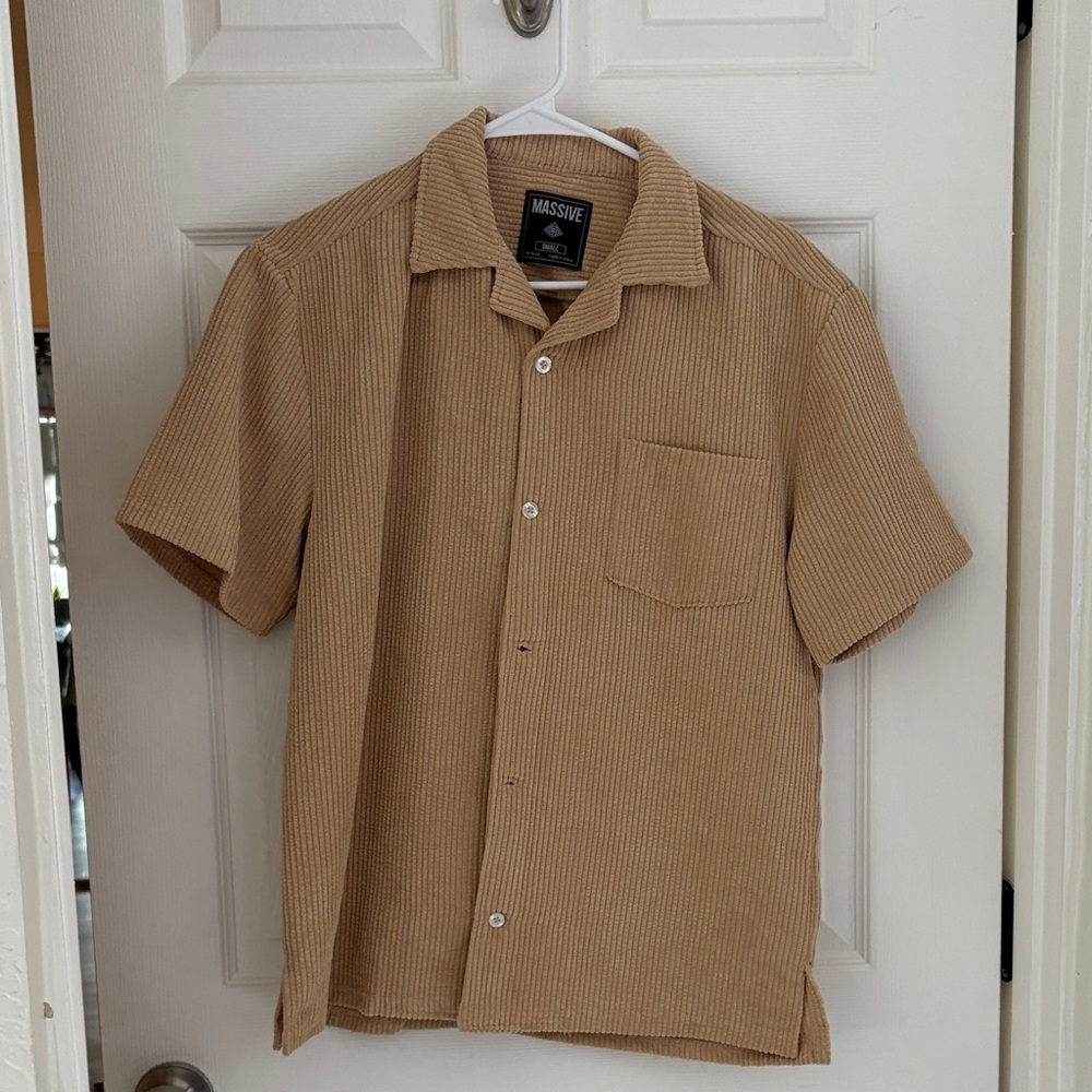 Massive Men's Casual Corduroy Shirt - Brown